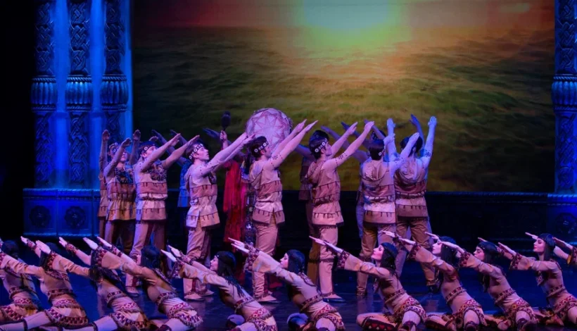 С культурой России познакомили языком танца