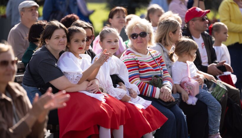 Тысячи москвичей провели День города в Музее Победы
