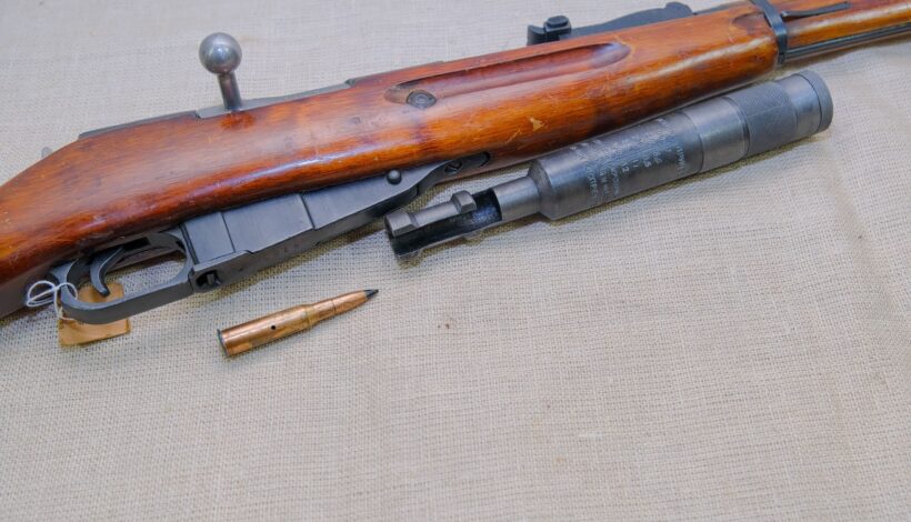 Редкие экспонаты ко Дню оружейника представили в Музее Победы