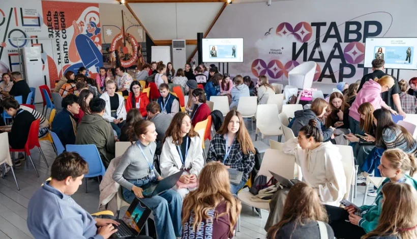 Молодые творцы окунулись в культуру двух стран