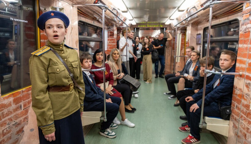 Музей Победы проводит экскурсии для пассажиров метро