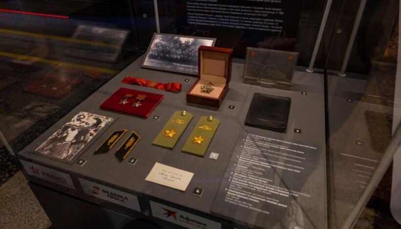 Реликвии Михаила Катукова представили в Музее Победы