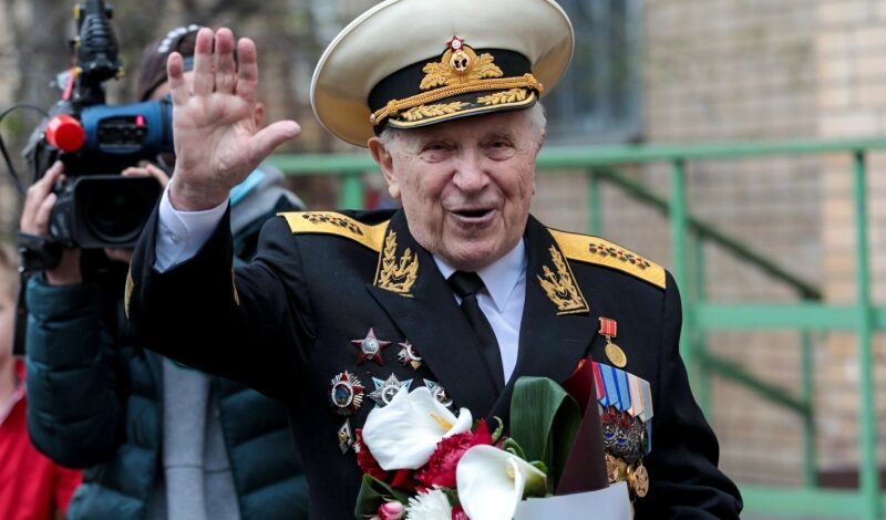 Легендарный адмирал отмечает столетие