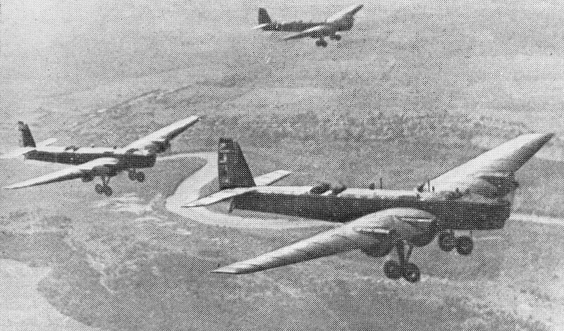 В Китае почтили память советских летчиков