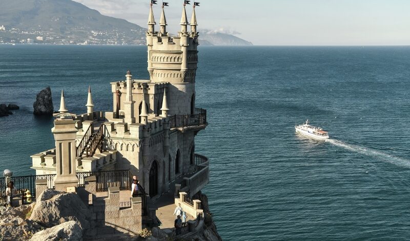 Искусству татарских художников посвятили выставку