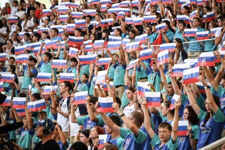 Федеральные детские центры отмечают День воссоединения