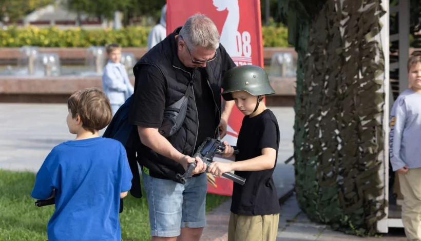 Музей Победы проведет программу ко Дню оружейника