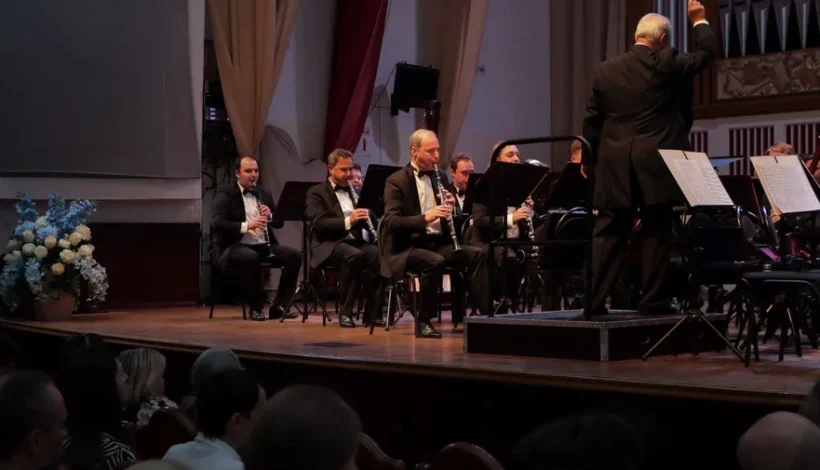 Жители Донецка и Луганска насладились классической музыкой