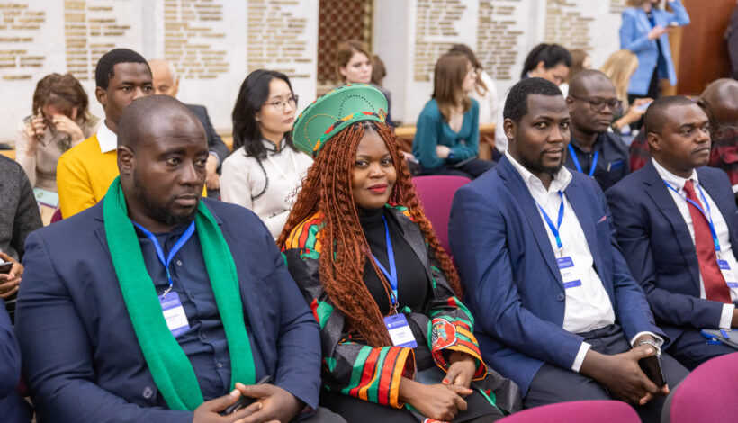 Иностранные выпускники укрепили связи