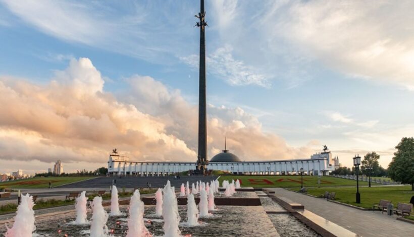 Финалисты Международной премии «Евразия» посетили Музей Победы