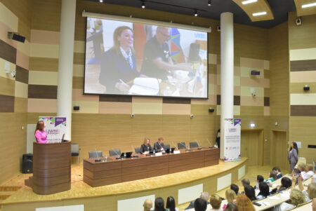 Образовательные проекты для особенных детей обсудили эксперты