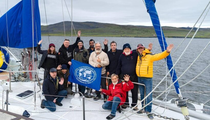 Участники кругосветки покоряют Тихий океан