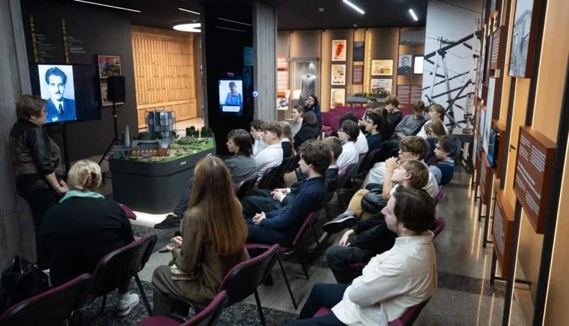 Школьники прикоснулись к творчеству поэта