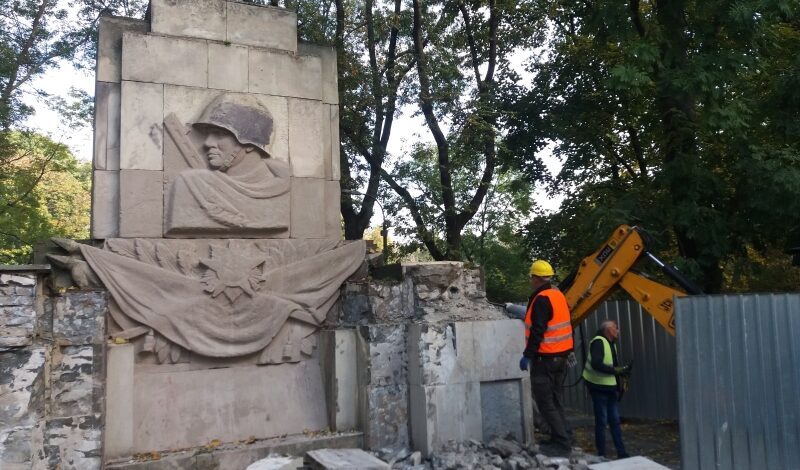 Уличная выставка расскажет об истории