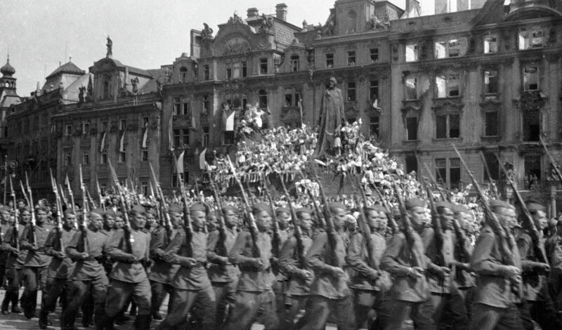 Жителям страны рассказали об освободителях Европы