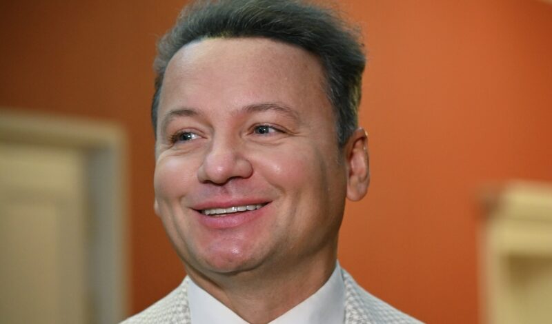 Артист приехал в лучший книжный клуб