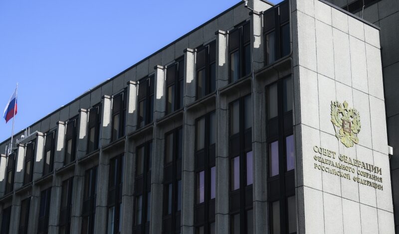 Детям-героям вручили награды