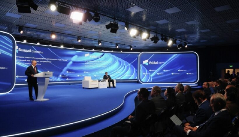 Президент испытывает гордость за россиян