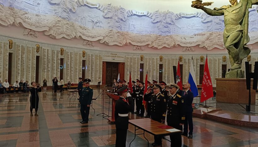 Герой России напутствовал кадетов