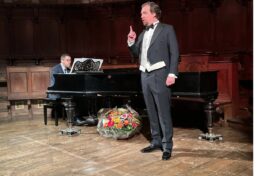 Российское искусство представили в Италии