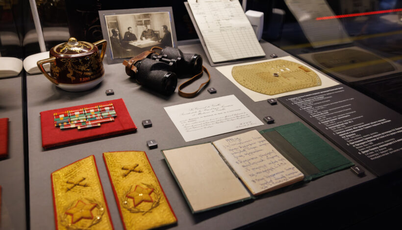 Выставку посвятили главному маршалу артиллерии