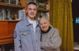 Добровольцы поздравят ветеранов страны