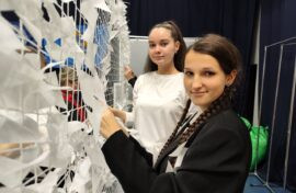 Студенты поддерживают бойцов спецоперации