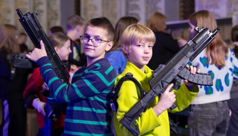 Детям защитников подарят праздник