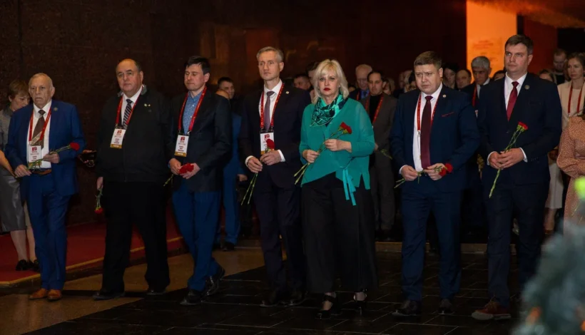 Участники «Бессмертного полка» почтили память Героев  