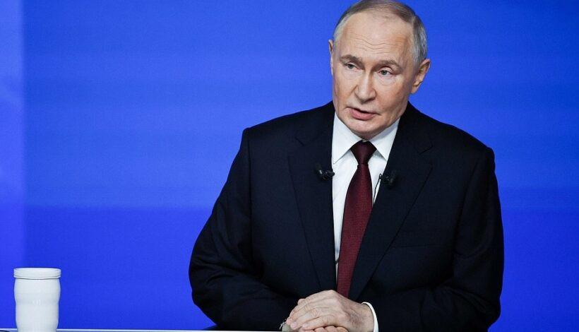 Владимир Путин не поддержал обязательную отработку для выпускников педагогических вузов