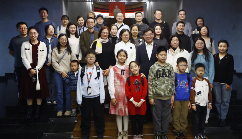 Делегация Китая почтила память о Победе