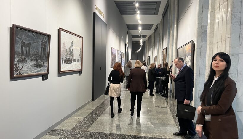 Выставка «Москва за нами!» открылась в Музее Победы