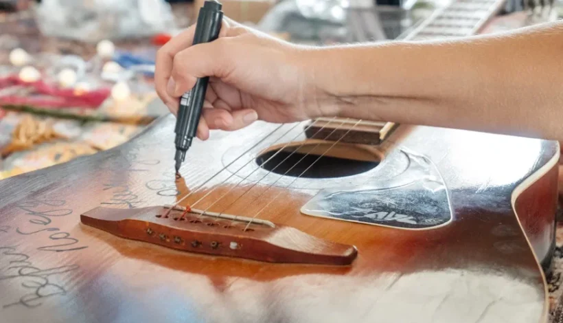 На передовую отправили гитары