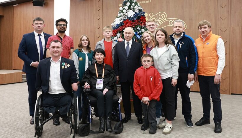 Президент исполнит новогодние желания детей