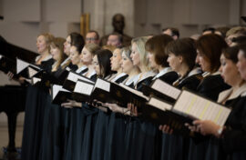 Лучшие хоровые коллективы выступили в Музее Победы