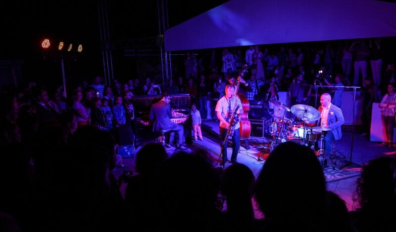С русским джазом познакомились в Таиланде