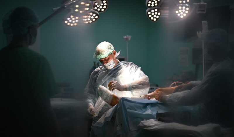 Военные медики сохранят память о коллегах  