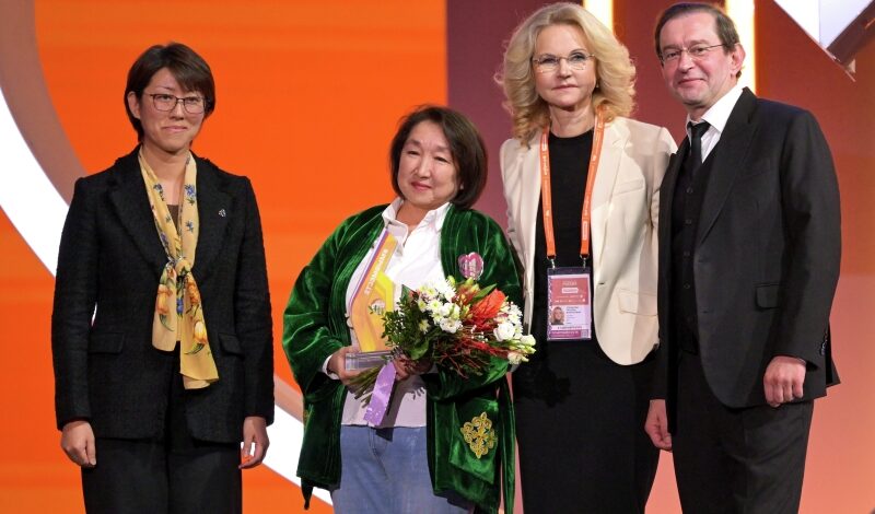 Самым милосердным вручили награды