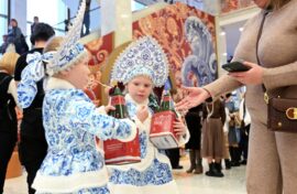 Главная елка России объединила детей из разных стран