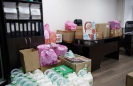 Детям ЛНР передали подарки