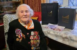 Участнице Великой Отечественной подарили внимание