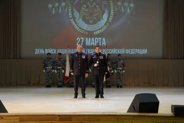 Росгвардейцам вручили награды