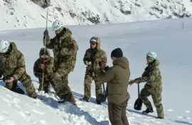 Курсанты прошли арктическую подготовку