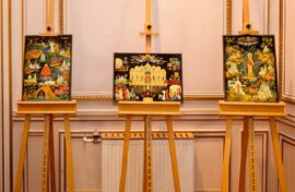 Русские промыслы представили в Париже