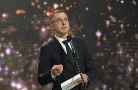 Кинематографистам предложили снимать любовь к России