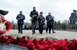 В память о жертвах геноцида возложили цветы