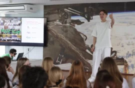 Смена Музея Победы объединила юных музейщиков