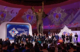 Лауреатов инициативы «Горячее сердце» наградили в Музее Победы