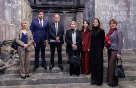 Иностранные гости прониклись подвигом русского народа