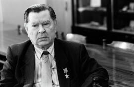 Героев СССР изобразили на монетах